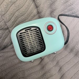 Mini electric space heater